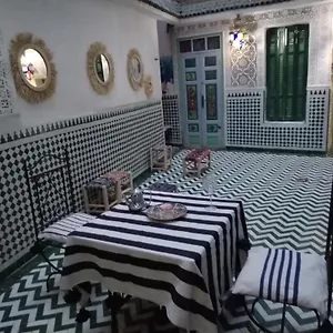 https://dar-sarsar-artistic-music.marrakeshhotelsmorocco.com